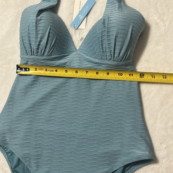Cupshe Aleah Backless V-neck Halter Back Tie One Piece Swimsuit Sz L NWT - Picture 6 of 8